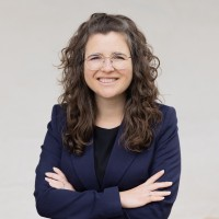 Dr. Julia Hufnagl